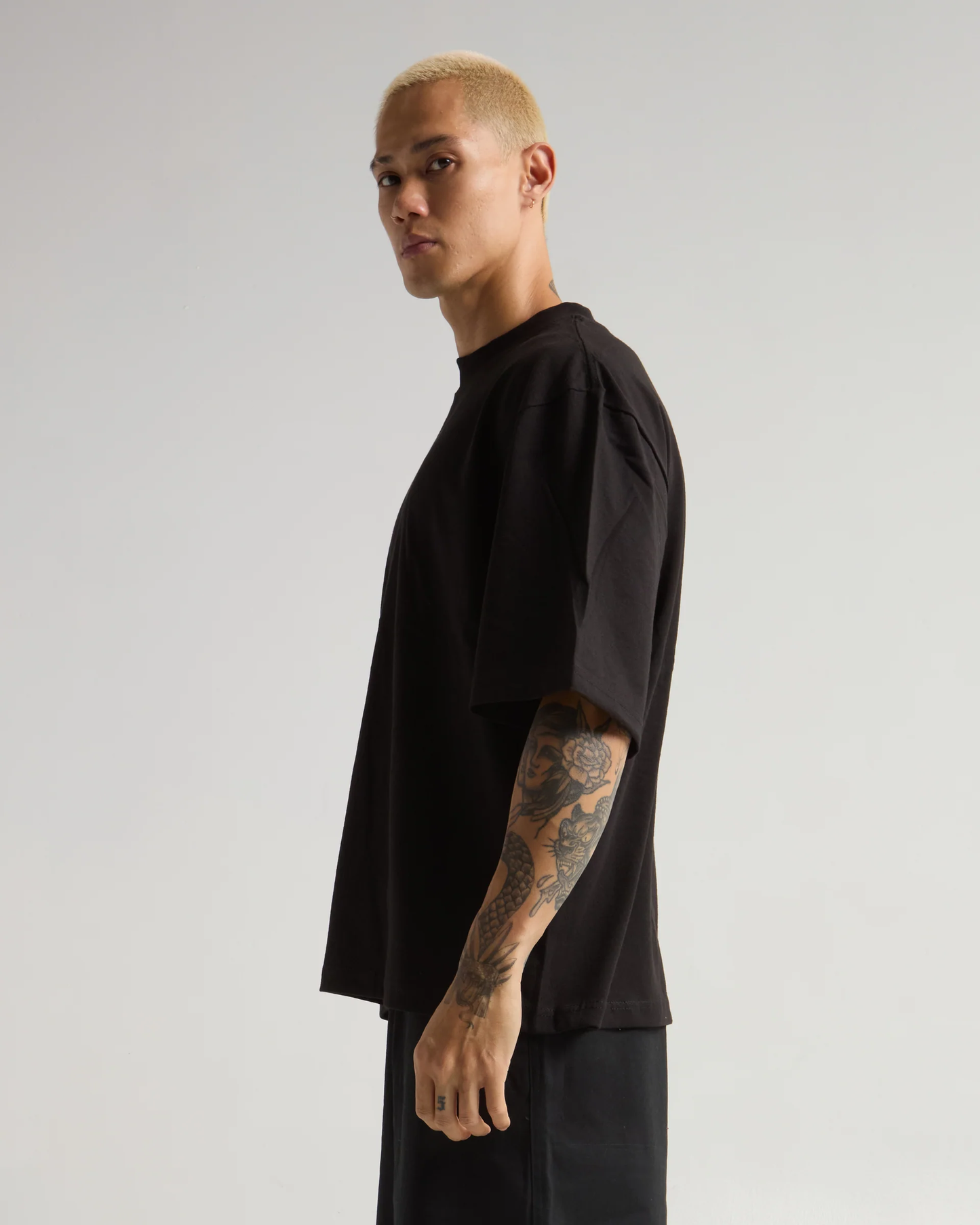 7.5 oz. Max Heavyweight Oversized Tee Black